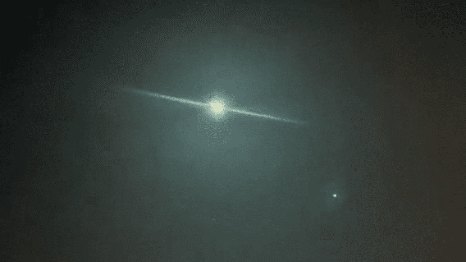 Filante une étoile filante impressionnante observée dans le Nord de la France