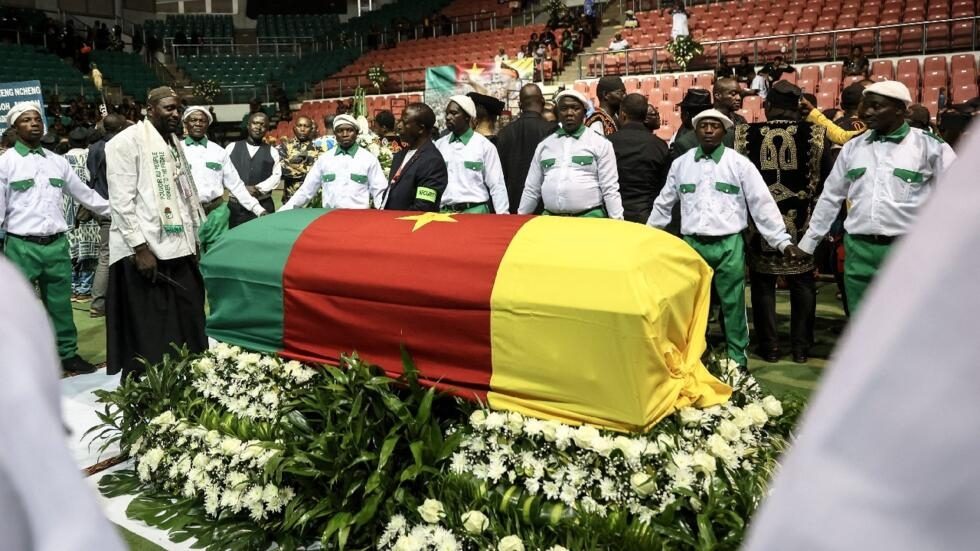 Inhume Baba II : Ni John Fru Ndi inhumé sous haute surveillance militaire
